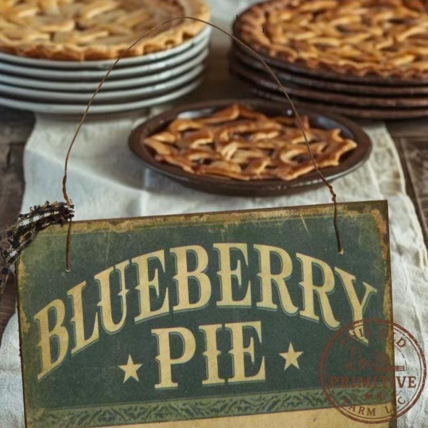 Primitive Blueberry Pie Sign – Baked Fresh Farmhouse Kitchen Decor, Rustic Bakery Wall Art