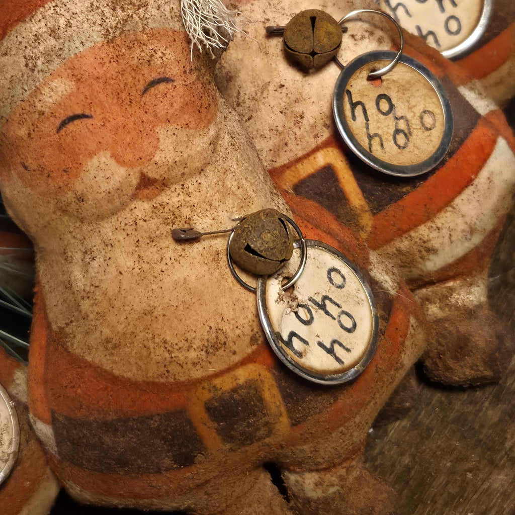 Primitive Cinnamon Grunged Santa Ornament, Sleigh Rides Hangtag and faux pine sprig