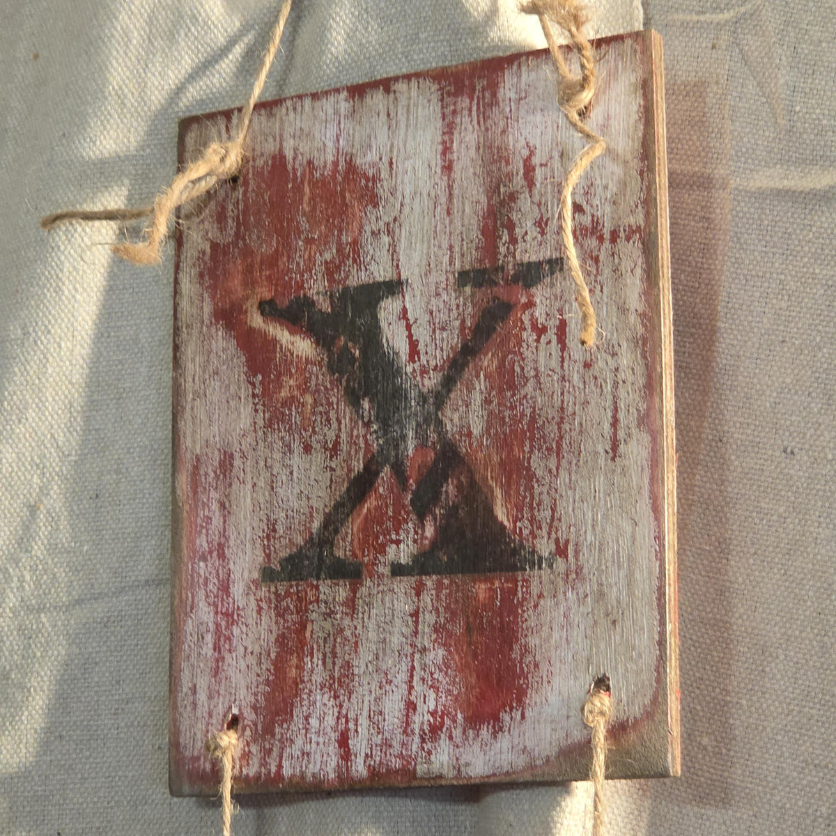 XO XO Valentine Wood Hanging Sign | Hand Painted Primitive Farmhouse Decor | Rustic Valentine Wall or Shelf Decor