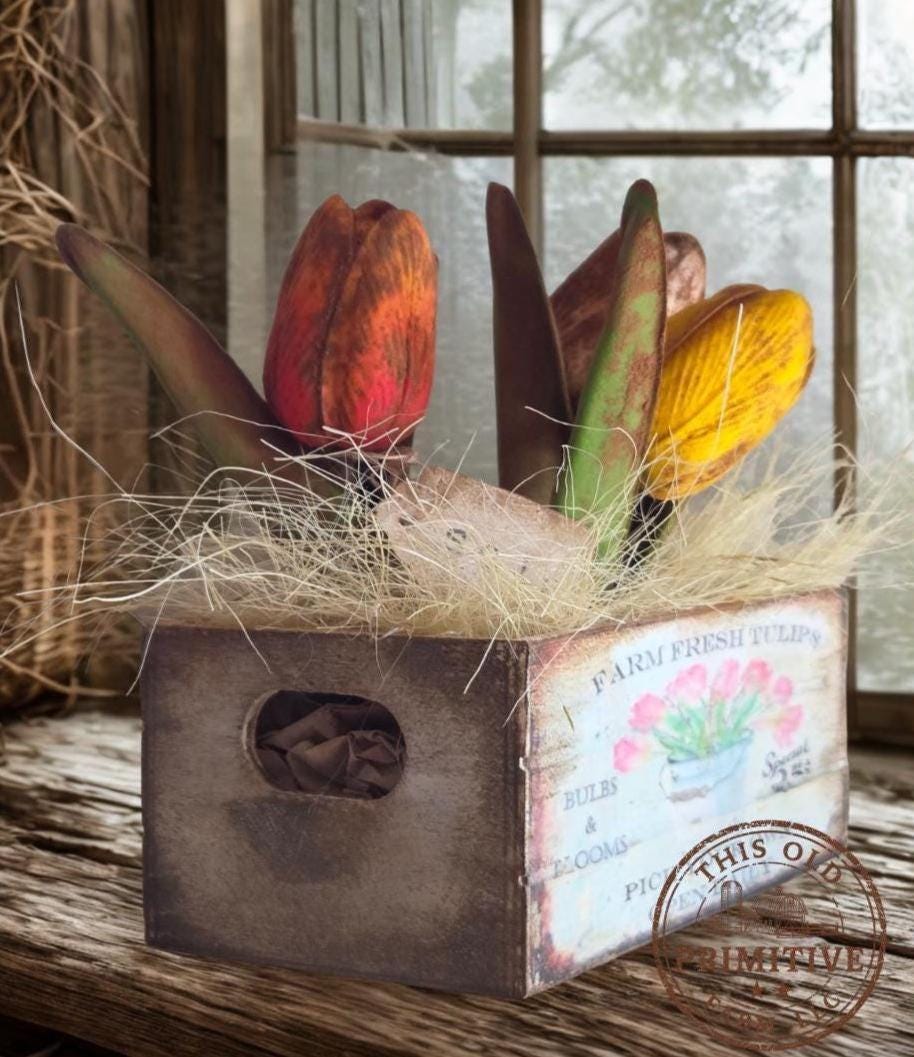 Primitive Tulip Crate – Farmhouse Spring Market Arrangement, Rustic Decor