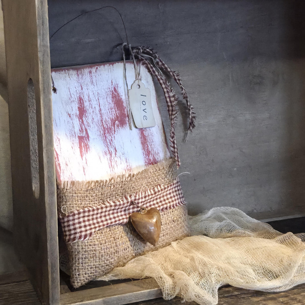 Primitive Valentine Pocket Hanger – Rustic Farmhouse Valentine Decor, Handmade Burlap Heart Wall Accent
