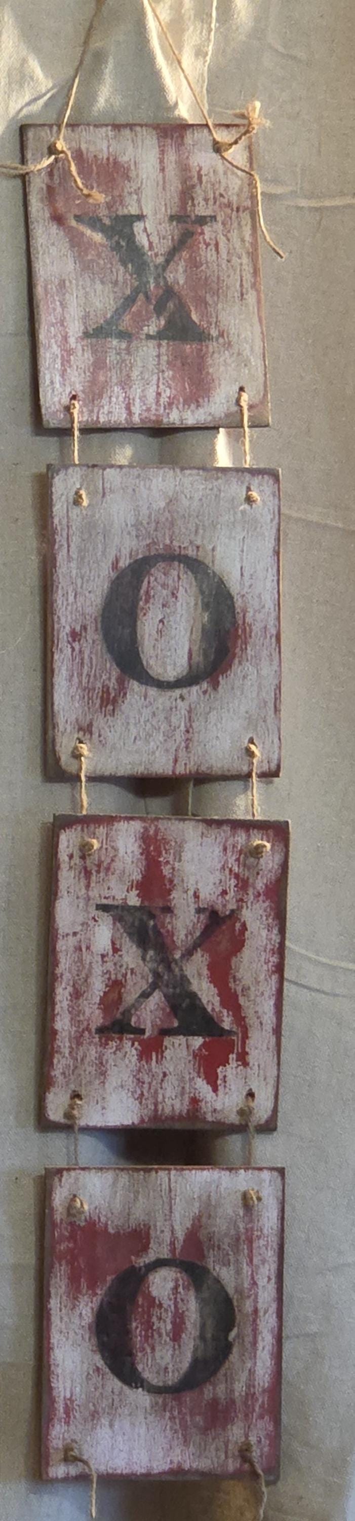 XO XO Valentine Wood Hanging Sign | Hand Painted Primitive Farmhouse Decor | Rustic Valentine Wall or Shelf Decor