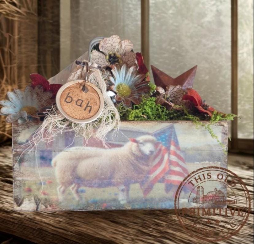 Primitive Americana Sheep Crate: Patriotic Farmhouse Shelf Decor