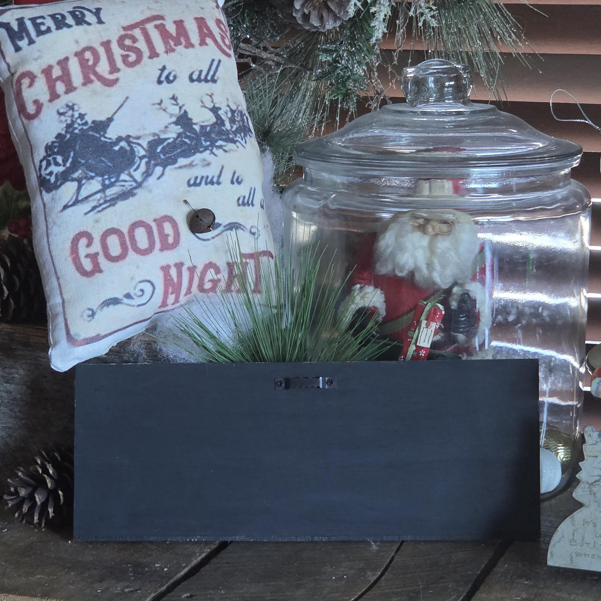 Merry & Bright Rustic Farmhouse Christmas Wood Sign (13x5)