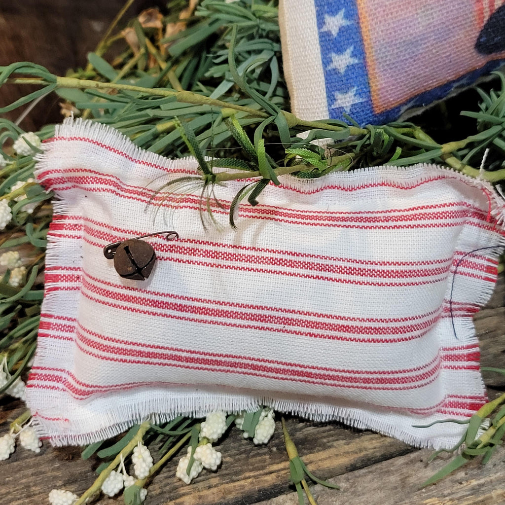 New Primitive Farmhouse Americana Patriotic set of 3 bowl filler mini pillow ornis