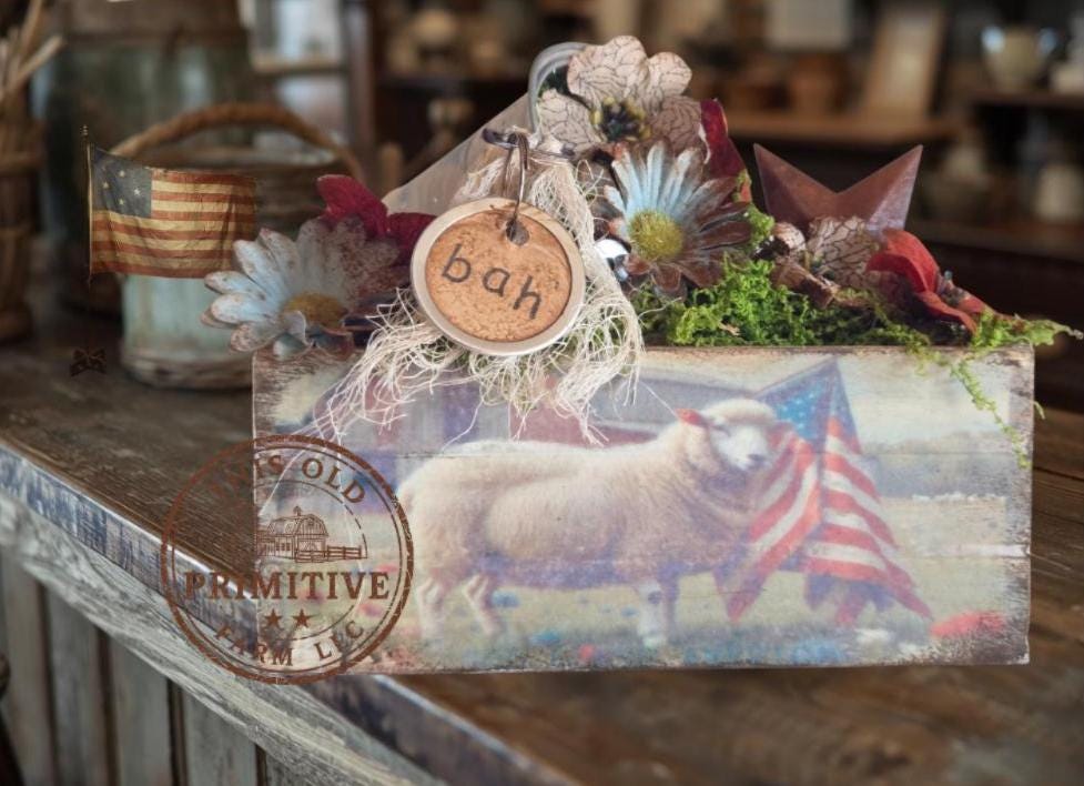 Primitive Americana Sheep Crate: Patriotic Farmhouse Shelf Decor
