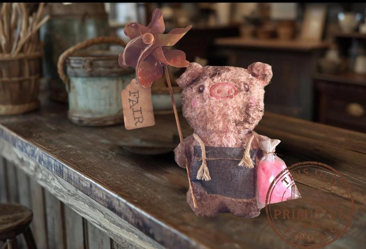 Primitive Farmhouse Pig Shelf Sitter | County Fair Nostalgic Patriotic Decor