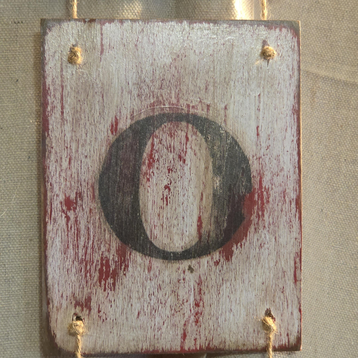 XO XO Valentine Wood Hanging Sign | Hand Painted Primitive Farmhouse Decor | Rustic Valentine Wall or Shelf Decor