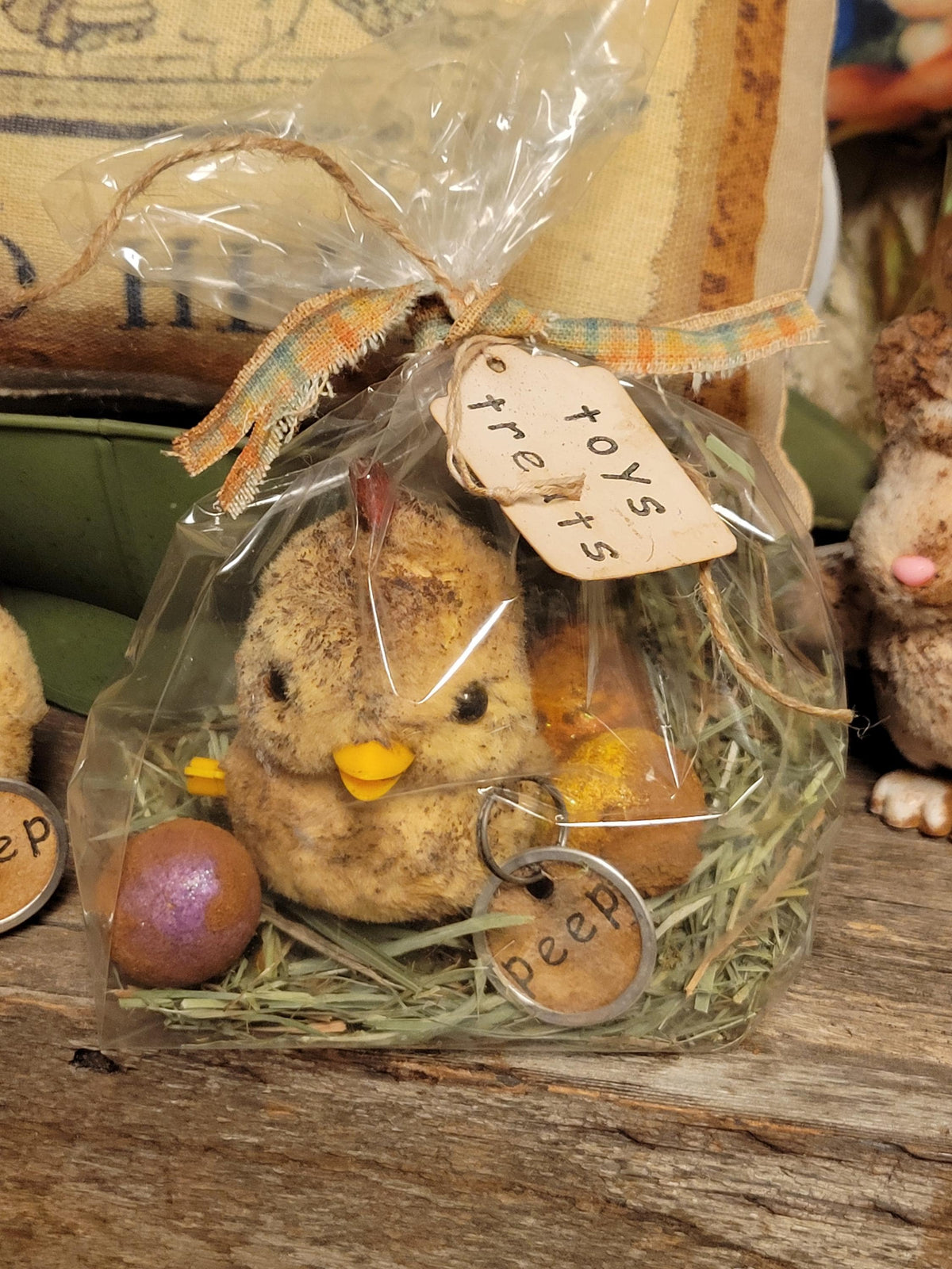 Primitive Cinnamon Grunged Easter Chick Decor | Vintage-Style Plush Spring Accent | Rustic Farmhouse Display
