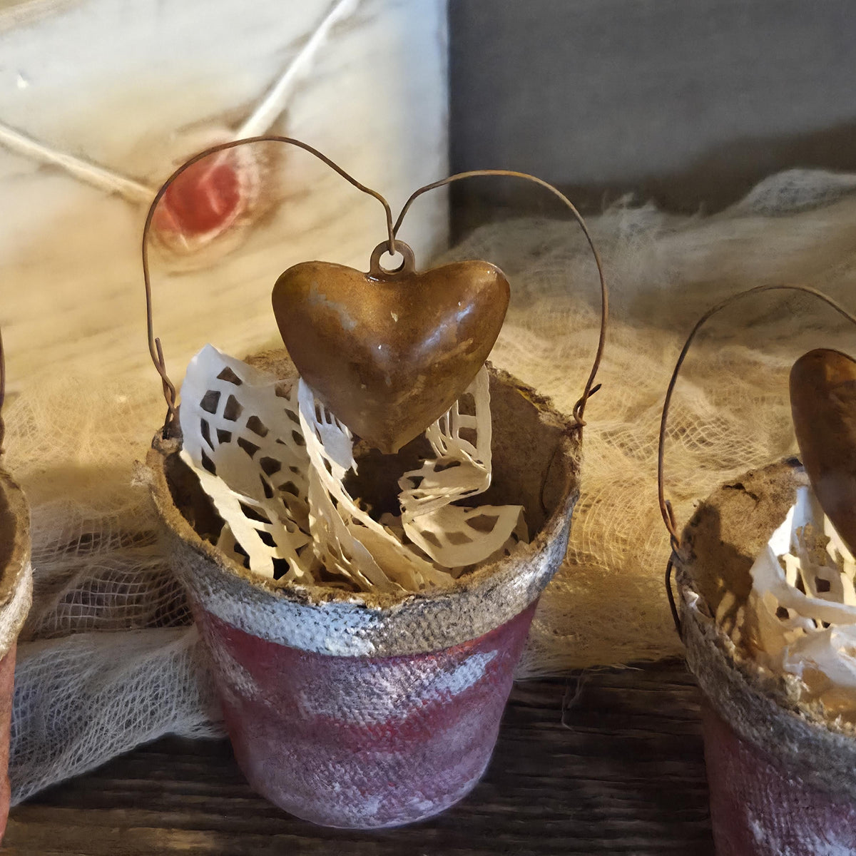 Primitive Valentine Peat Pots Set | Hand Painted Aged Rustic Decor, Rusty Hearts