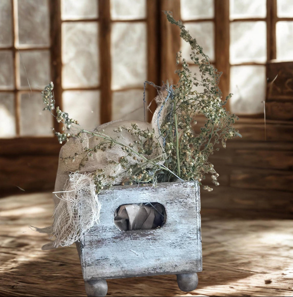 Primitive Egg Crate Display – Farmhouse Spring Decor, Rustic Farmhouse Accent