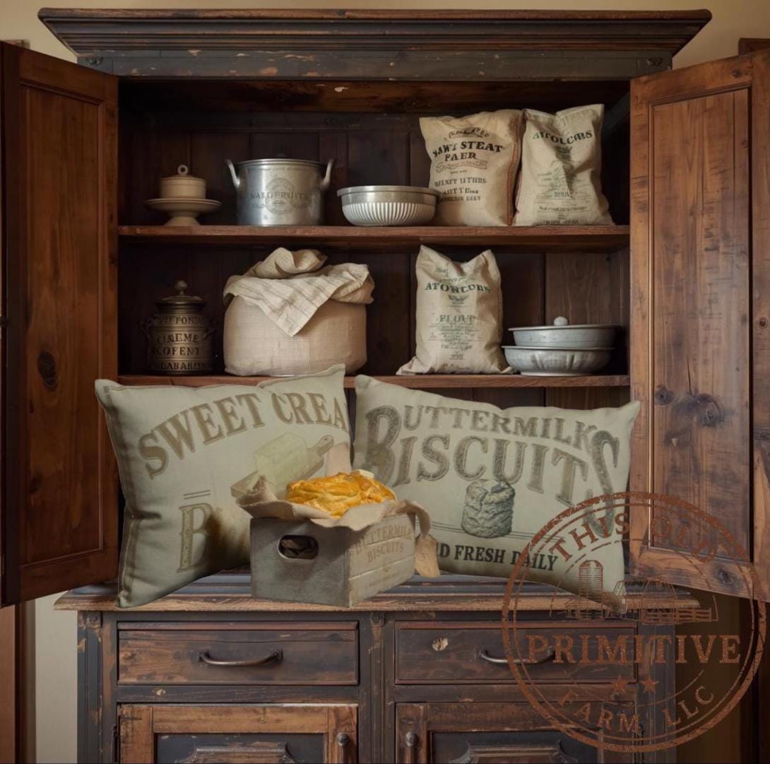 Primitive Faux Biscuit Crate Display: Hand-Sculpted Buttermilk Biscuits with Butter, Rustic Farmhouse Kitchen Decor