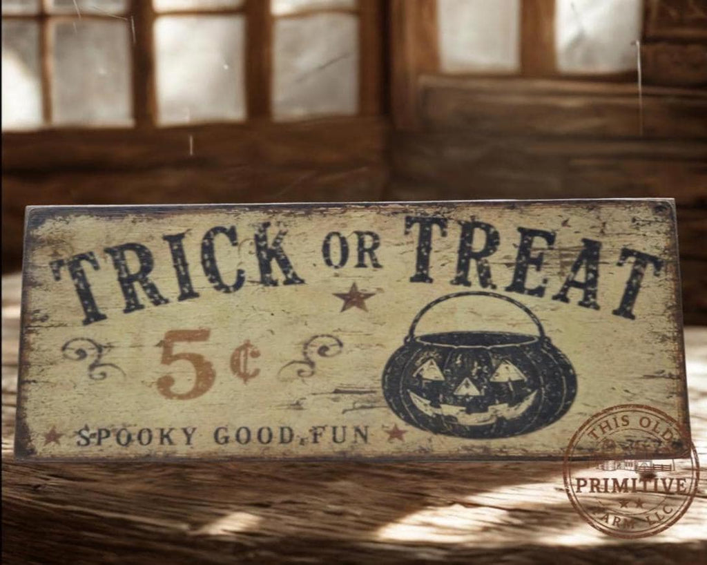 Primitive Halloween Trick or Treat Sign | Rustic Folk Art Wood Decor (13" x 5")