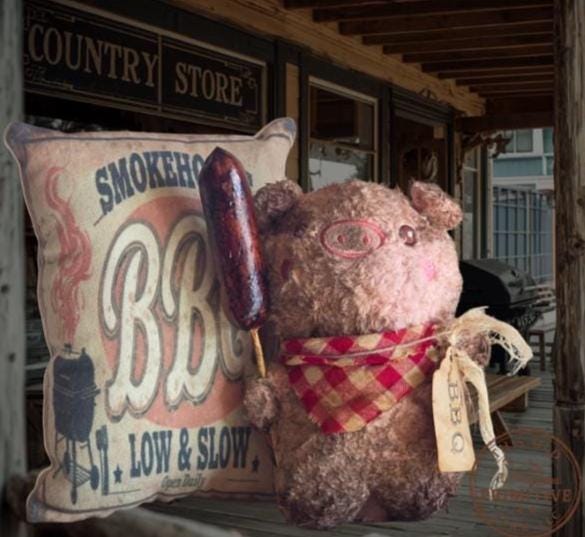 Primitive Farmhouse BBQ Pig Shelf Sitter, Rustic Summer Decor, Hand-Finished Hot Dog Accent