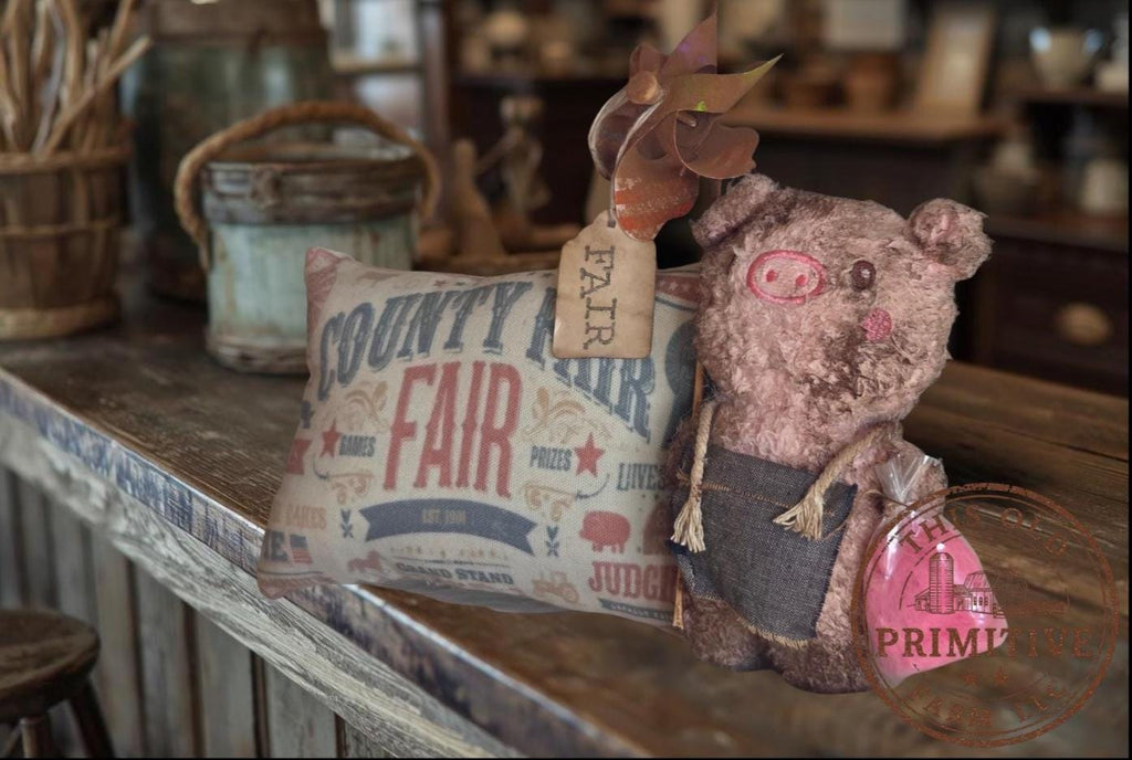 Primitive Farmhouse Pig Shelf Sitter | County Fair Nostalgic Patriotic Decor