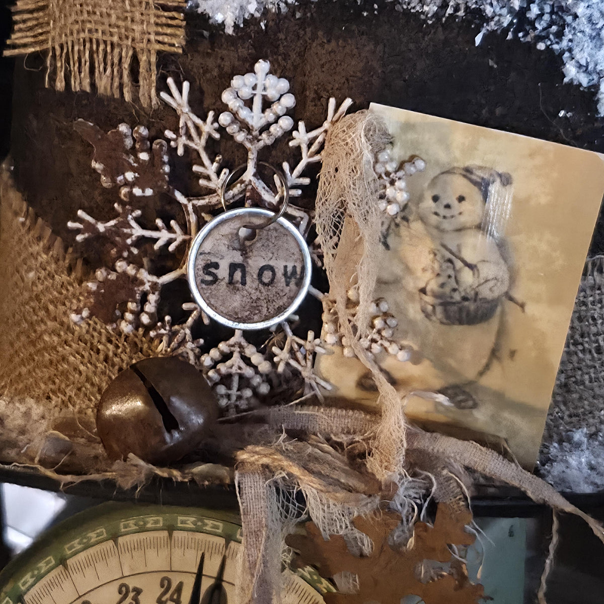 Primitive Rustic Snowman Hat Christmas Tree Topper: Farmhouse Decor, Jingle Bells, Cinnamon Tag