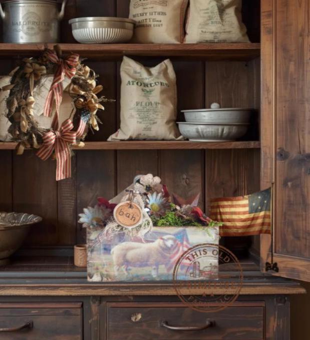 Primitive Americana Sheep Crate: Patriotic Farmhouse Shelf Decor