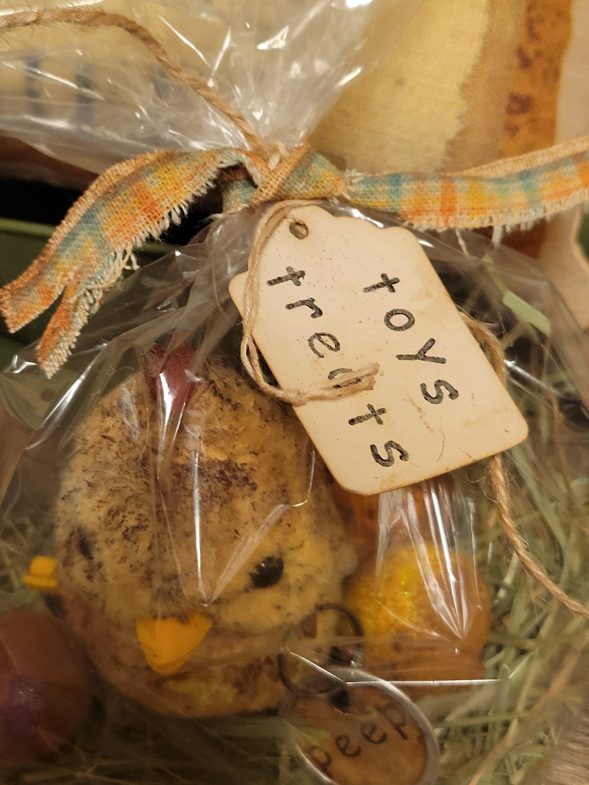 Primitive Cinnamon Grunged Easter Chick Decor | Vintage-Style Plush Spring Accent | Rustic Farmhouse Display