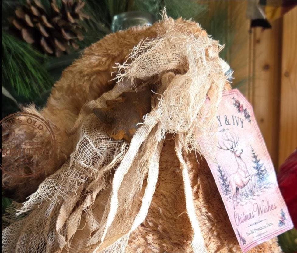 Primitive Cream Santa Hat Tree Topper | Holly & Ivy Christmas Wishes | 2026 Limited Edition